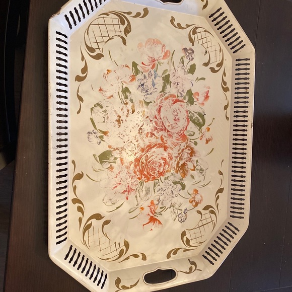 Antique Table Decoration - Picture 2 of 2